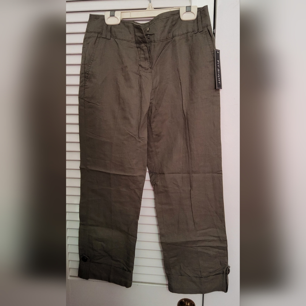 Elegant Green  Women's Chinos